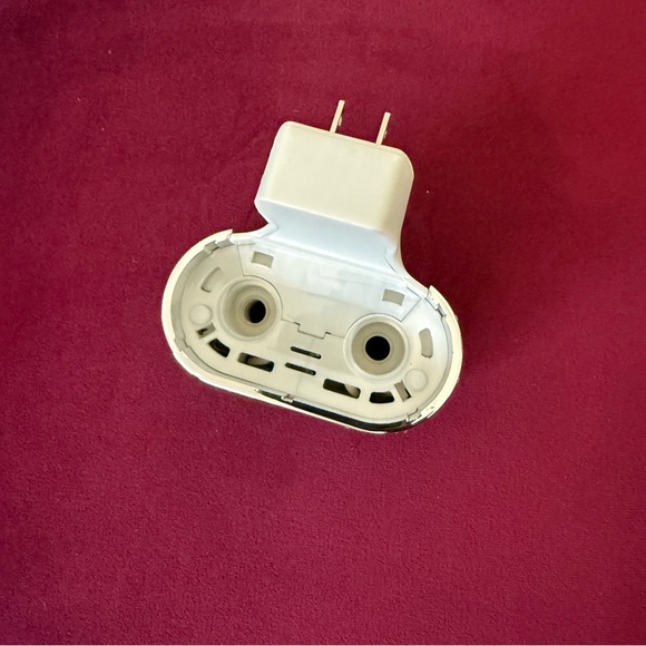 Sparkling Rhinestone Night Light - Picture 6 of 6